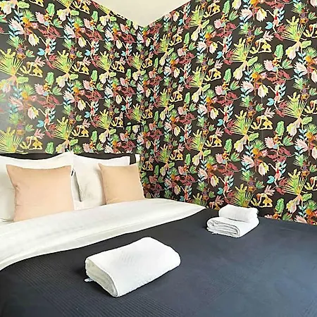 Meslay 5 Hotell Paris